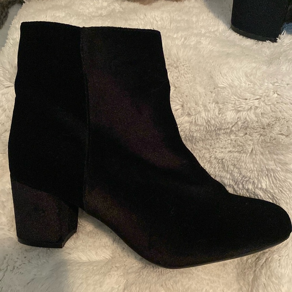 Charming Charlie velvet boots